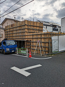 1F壁枠建込み